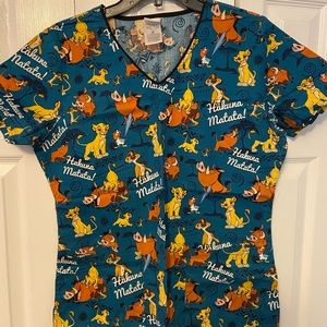 Disney Lion King scrub top